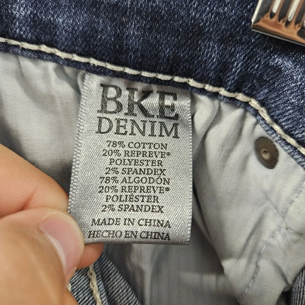Buckle pre owned
