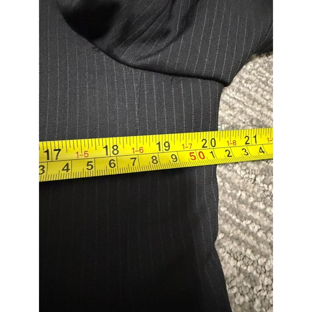 Cerruti 1881 Men's Suit Size 50 Made in Italy Black Pinstripe 2 Piece