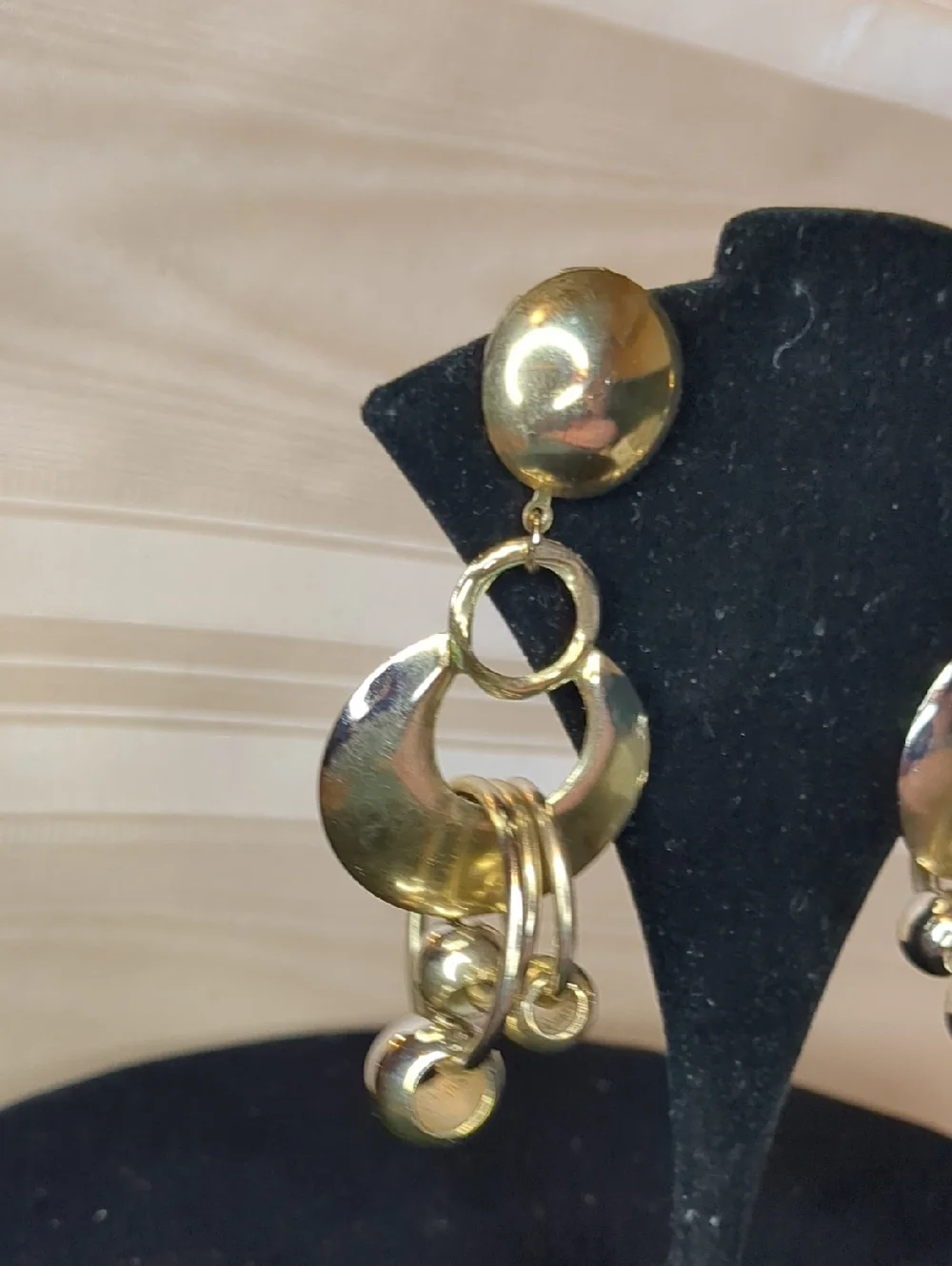 Vintage statement 1980s