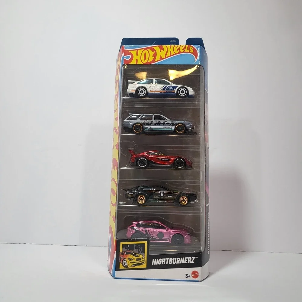 Hot Wheels lxwxh this