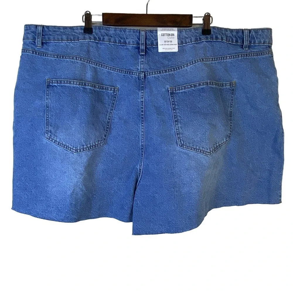 Cotton On or shorts