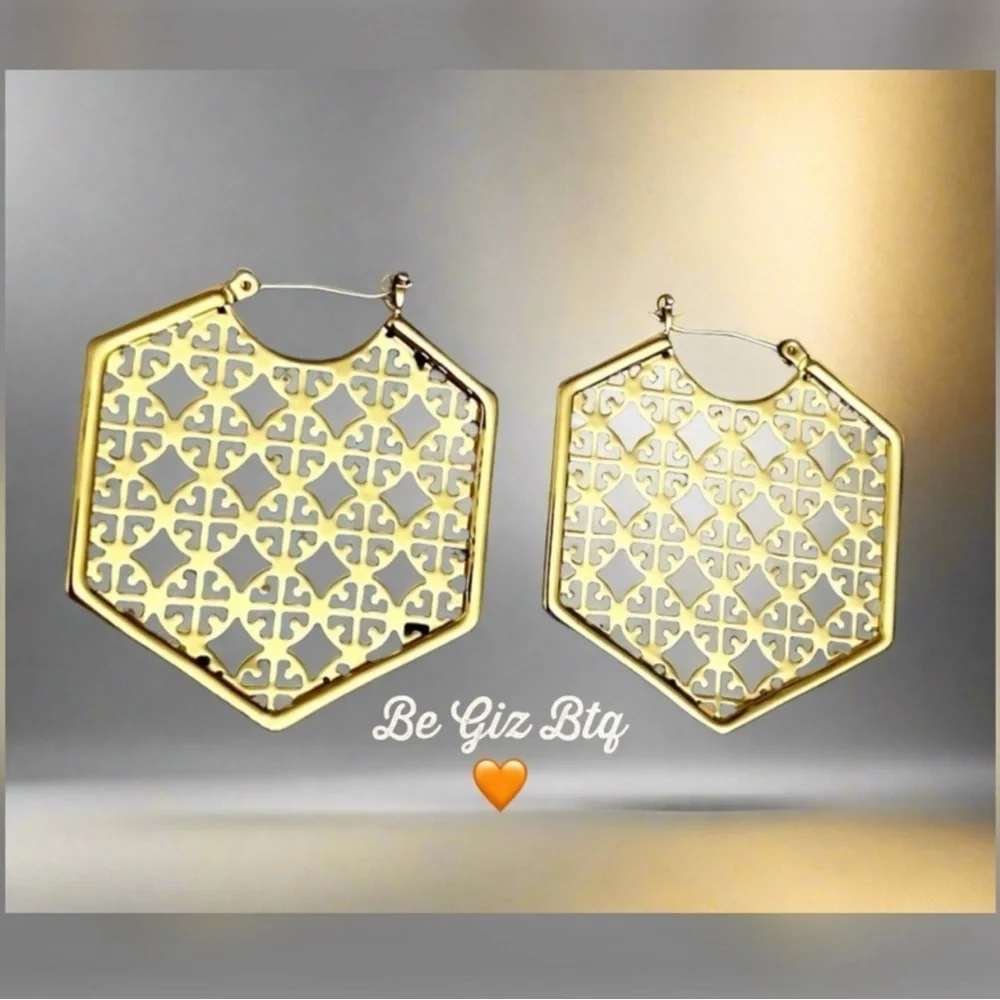 Tory Burch lightweight earrings