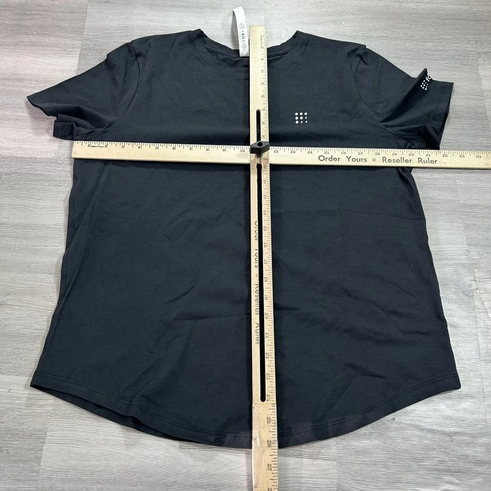lululemon athletica measurements please