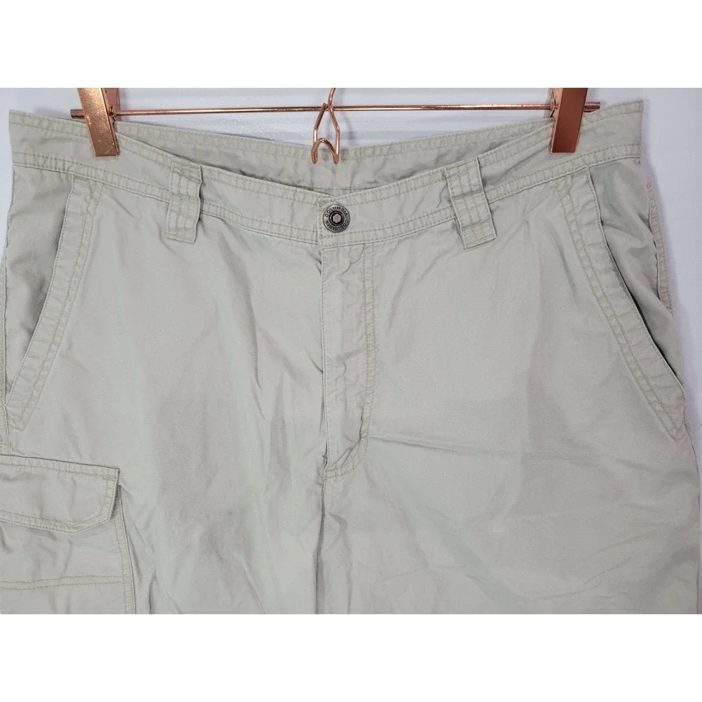 Columbia cargo shorts