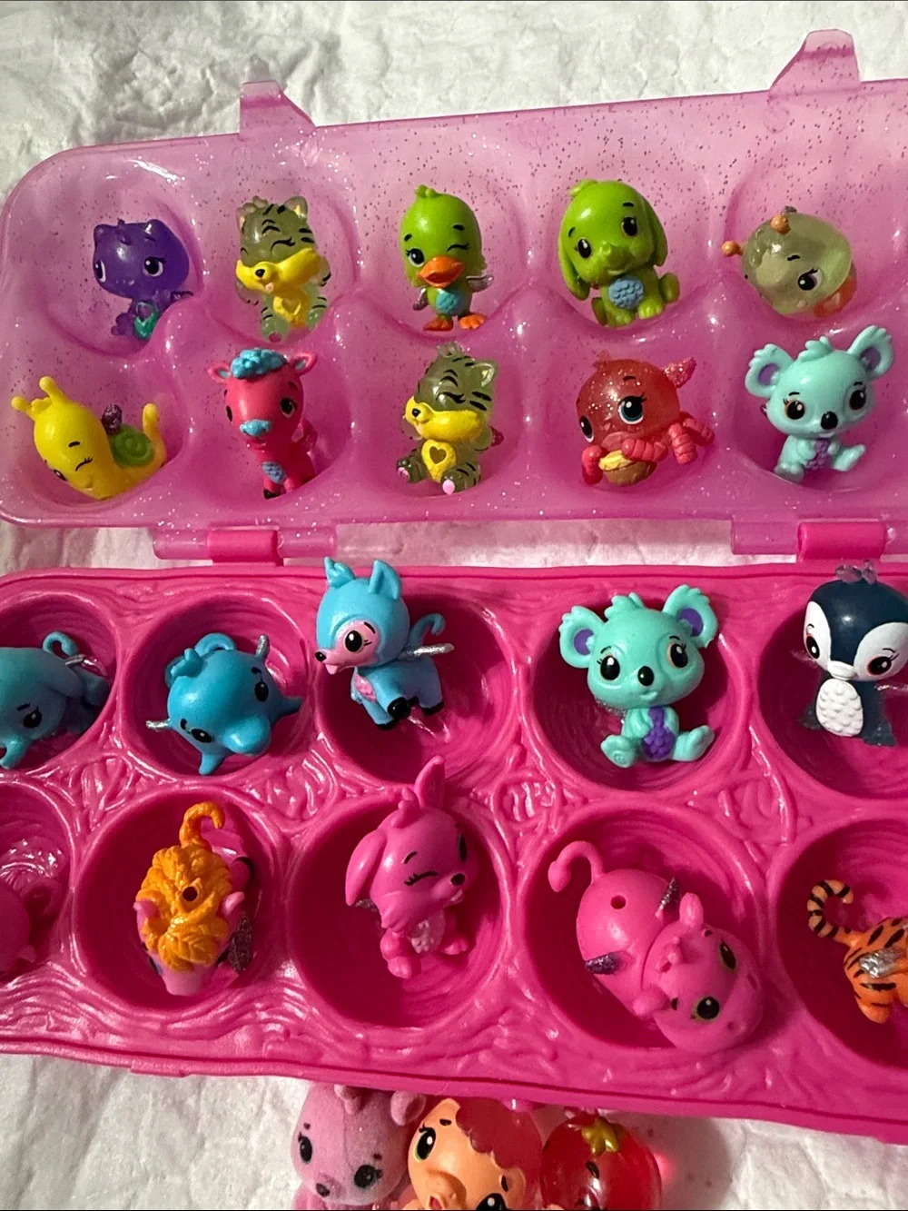 Hatchimals Pink Surprise Egg Playset with Mini Animal Figures bundle