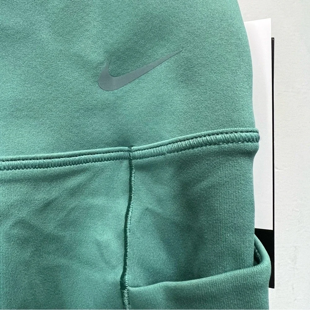 Nike stay comfortable