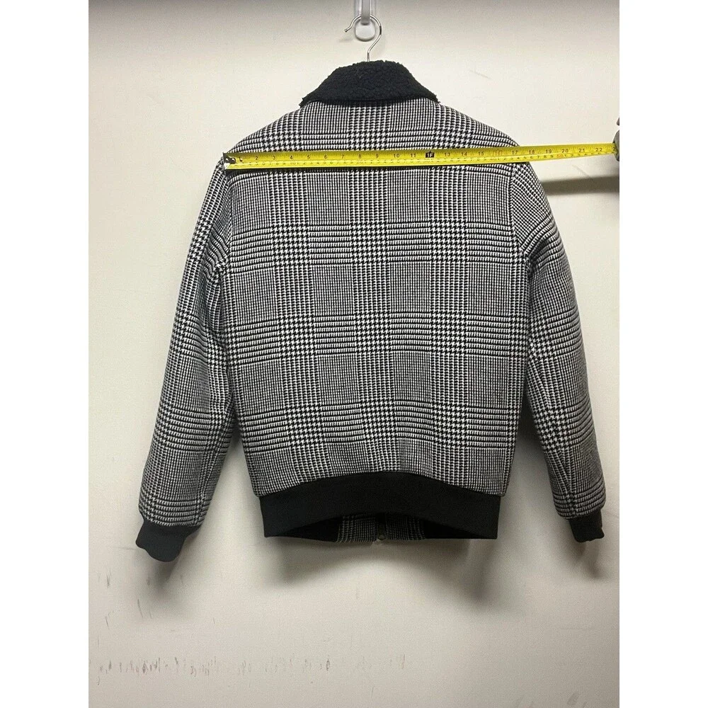 Bonobos plaid flight