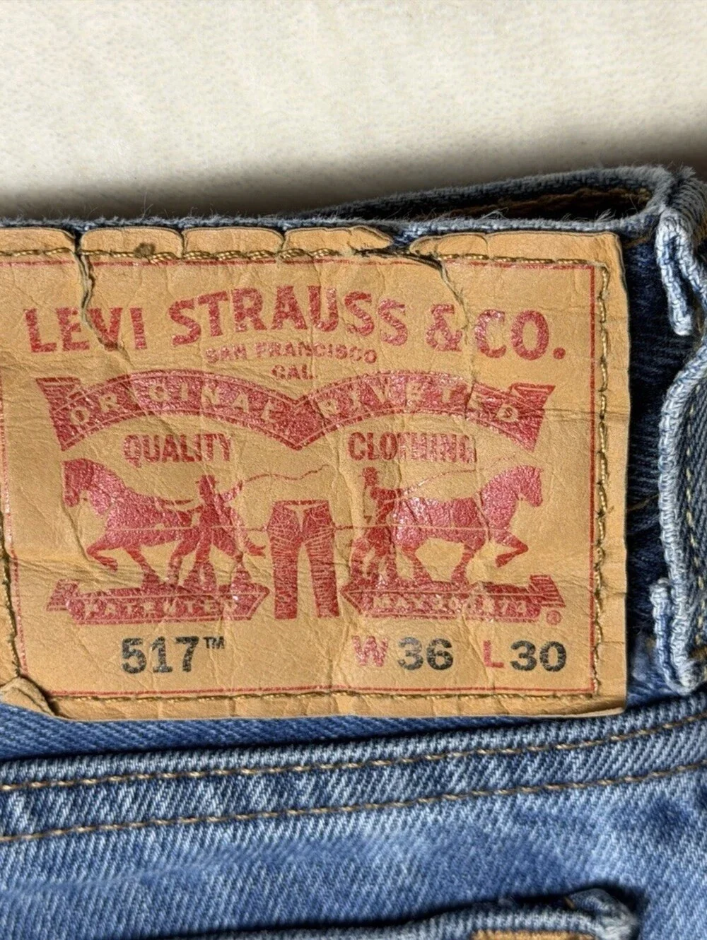 Levis levi 517