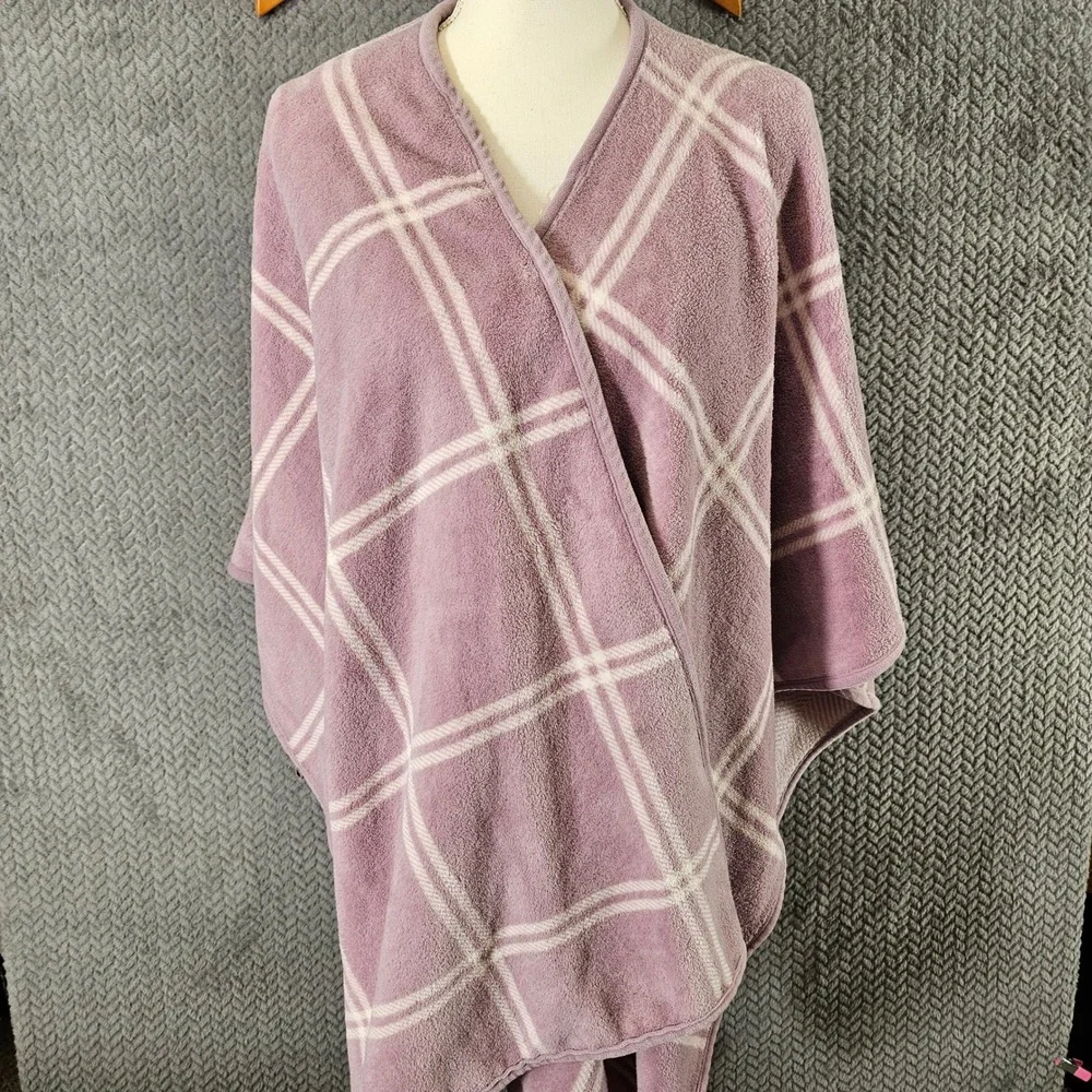 Cuddl Duds Mauve Plaid Fleece Wrap Poncho Oversized L/XL Open Front Side Buttons