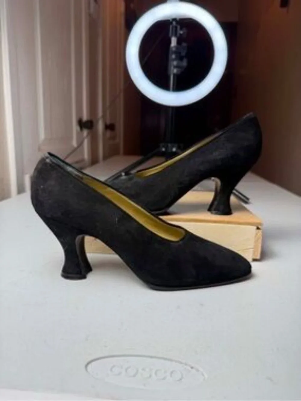 Yves Saint Laurent iso search
