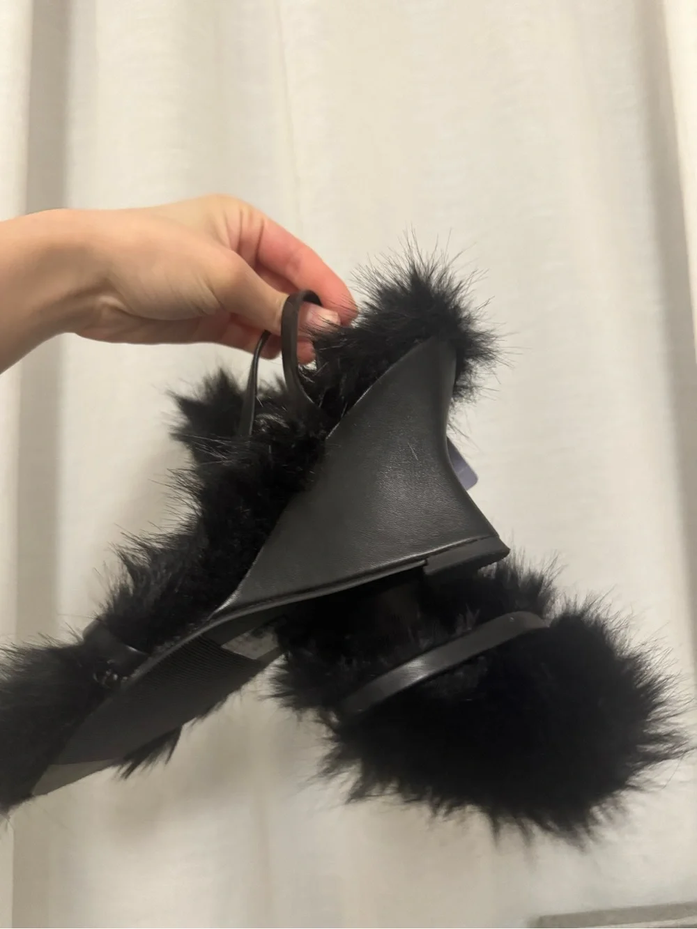 Scoop NYC statement wedge