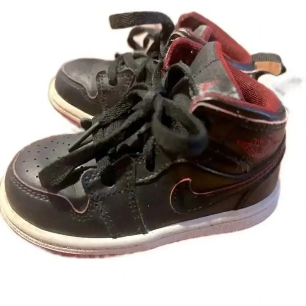 Like New Black Nike Air Jordans Toddler Size 6