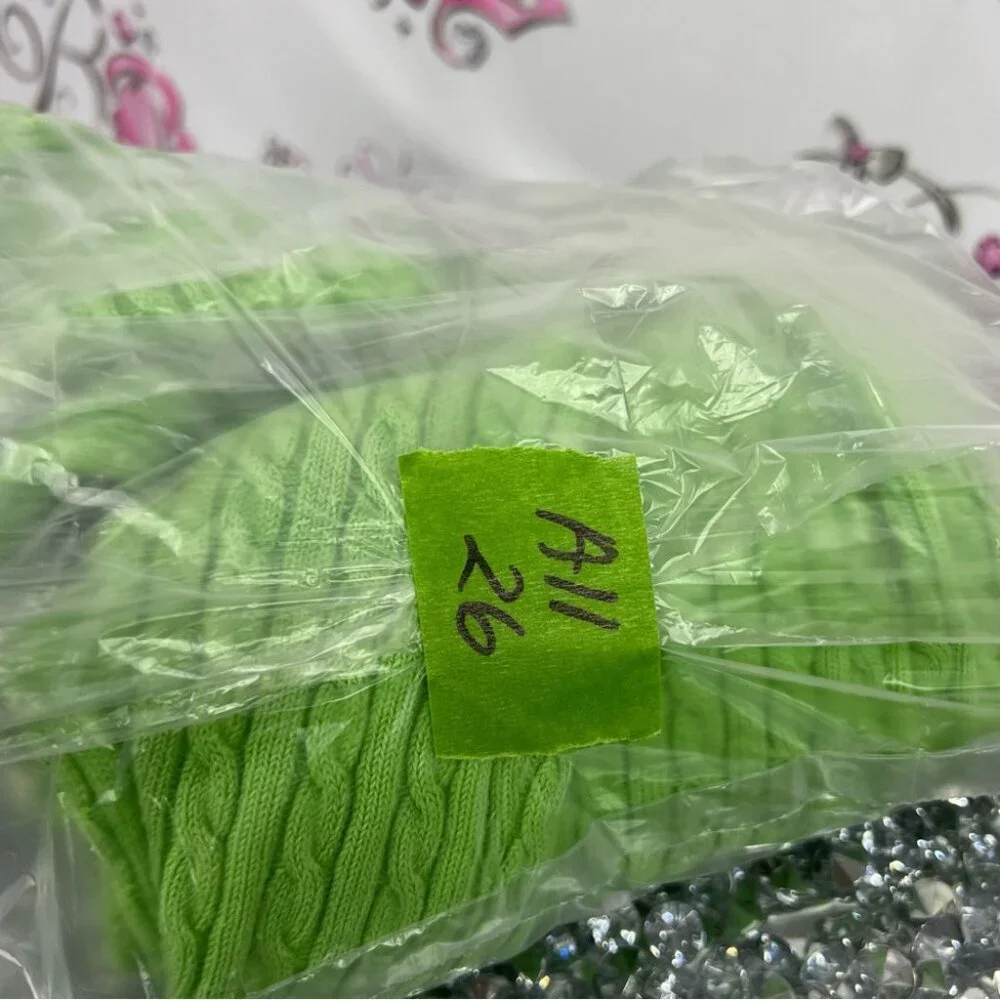 Izod vibrant green