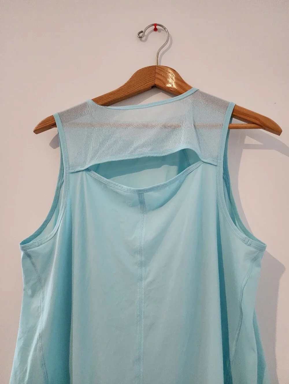 lululemon athletica back blue mesh