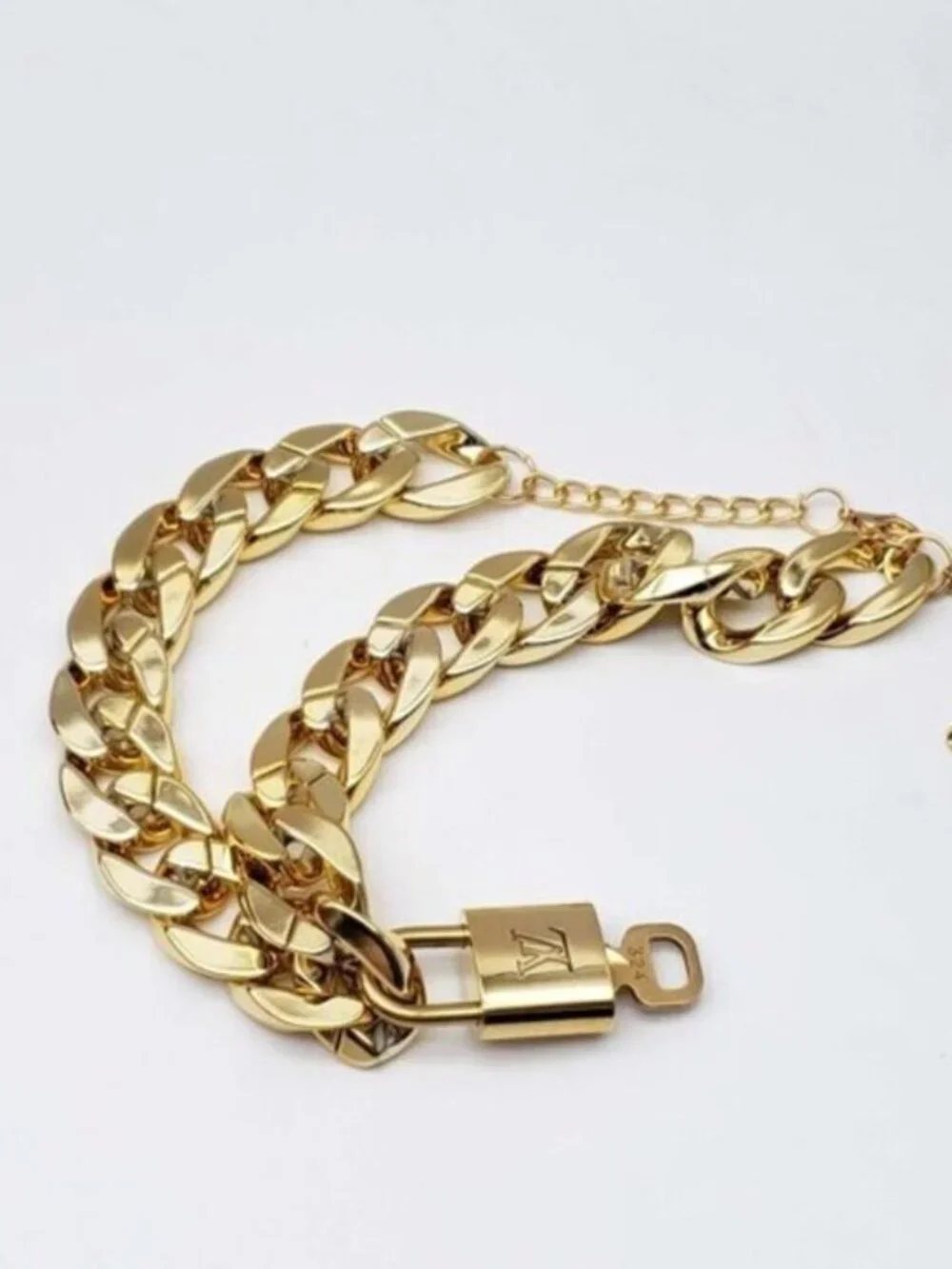 Louis Vuitton manufacture sku