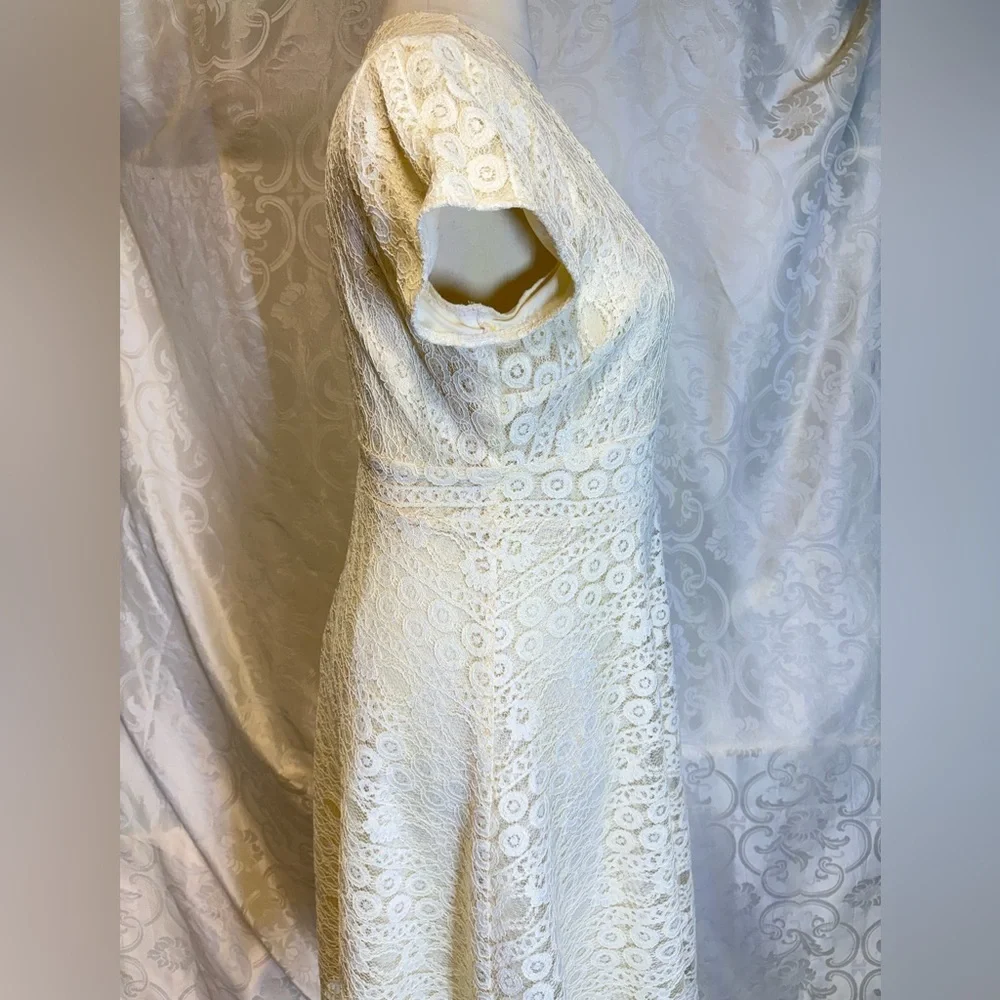 SD Collection dress pale