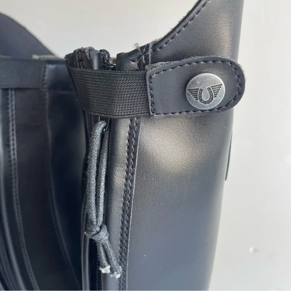 tuffrider classic black