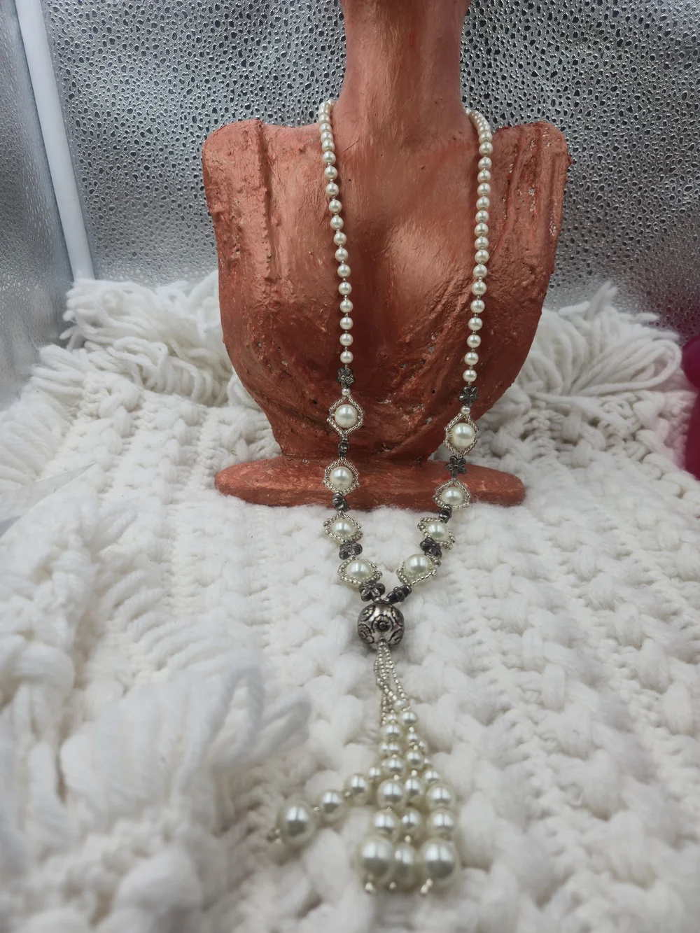 N/A elegant pearl