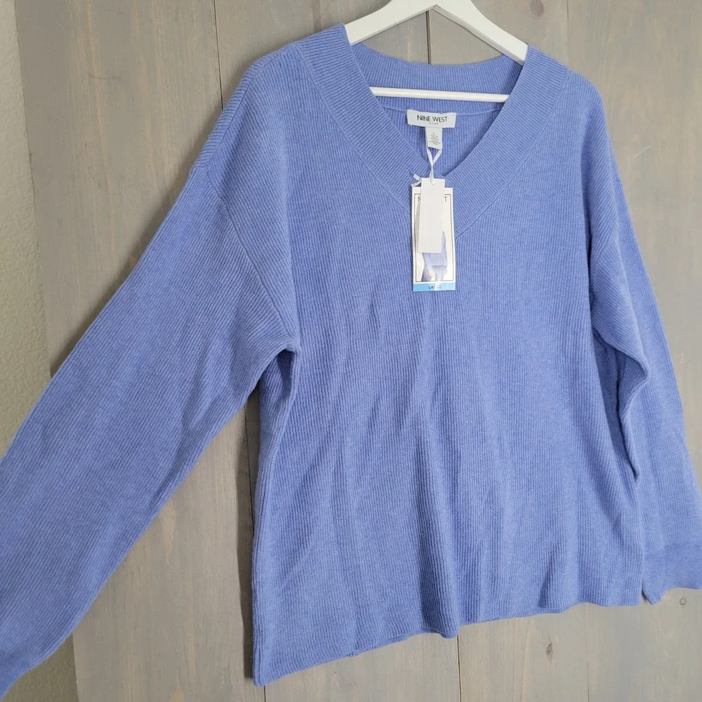 Nine West V Neck Sweater Womens Large Heron Blue Ribbed Knit DNWS2988-HER NEW‎