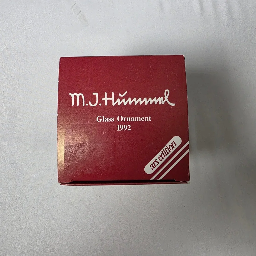 M.I. Hummel hummel collectible