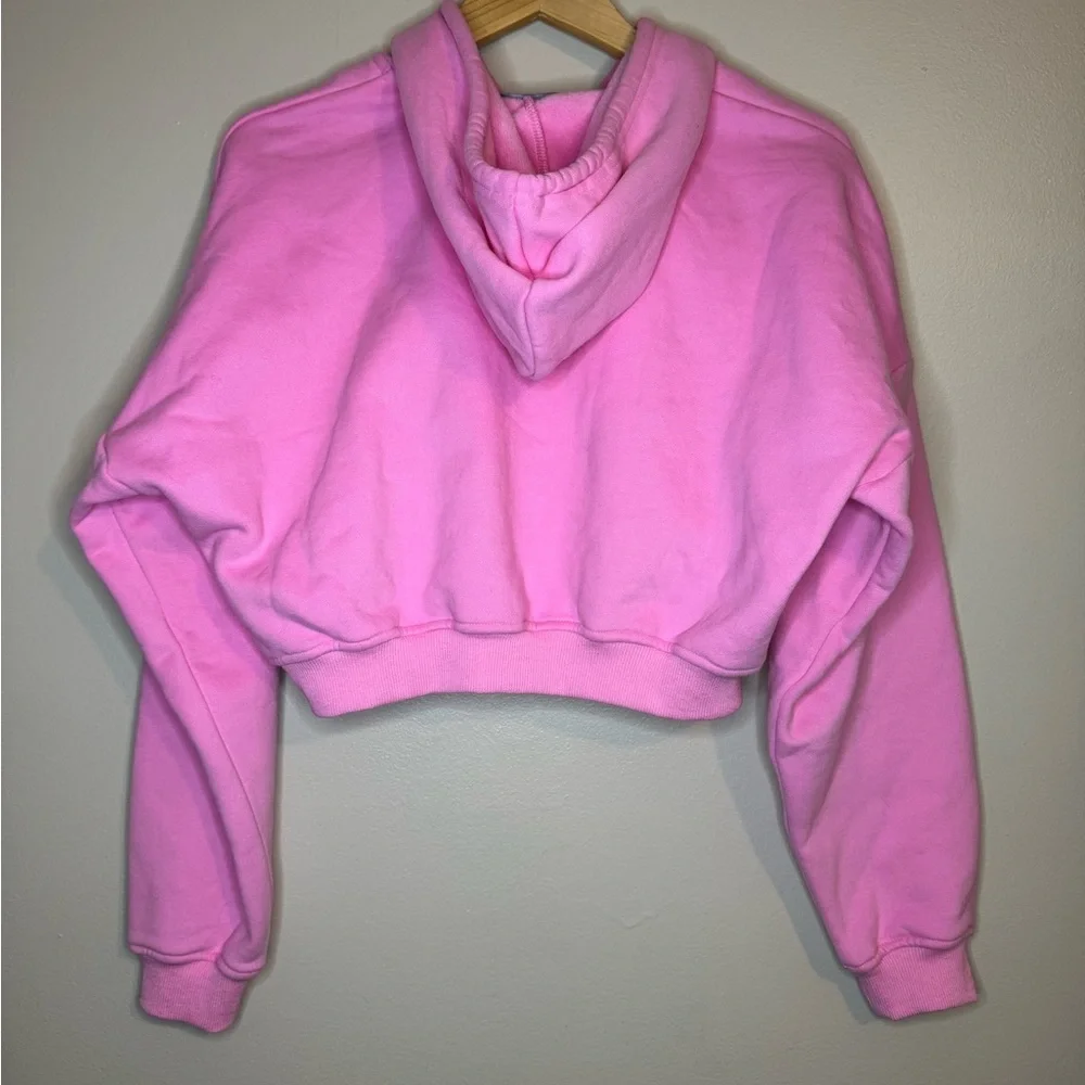 Kittenish differ embroidered great