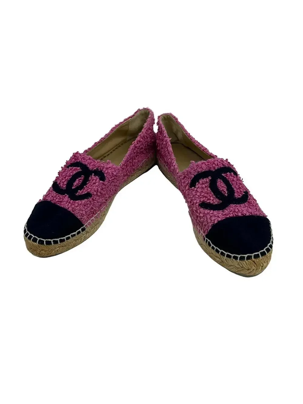 CHANEL elevate your