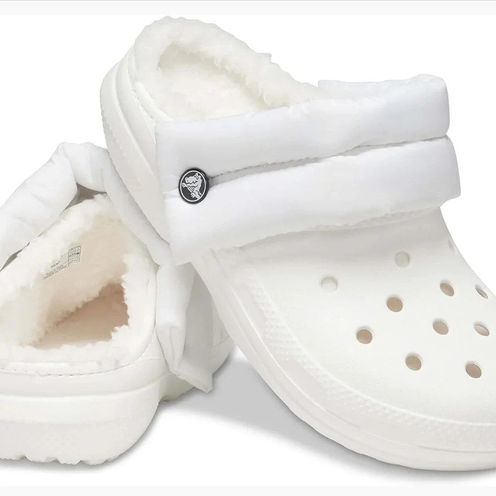 CROCS comfortable lined