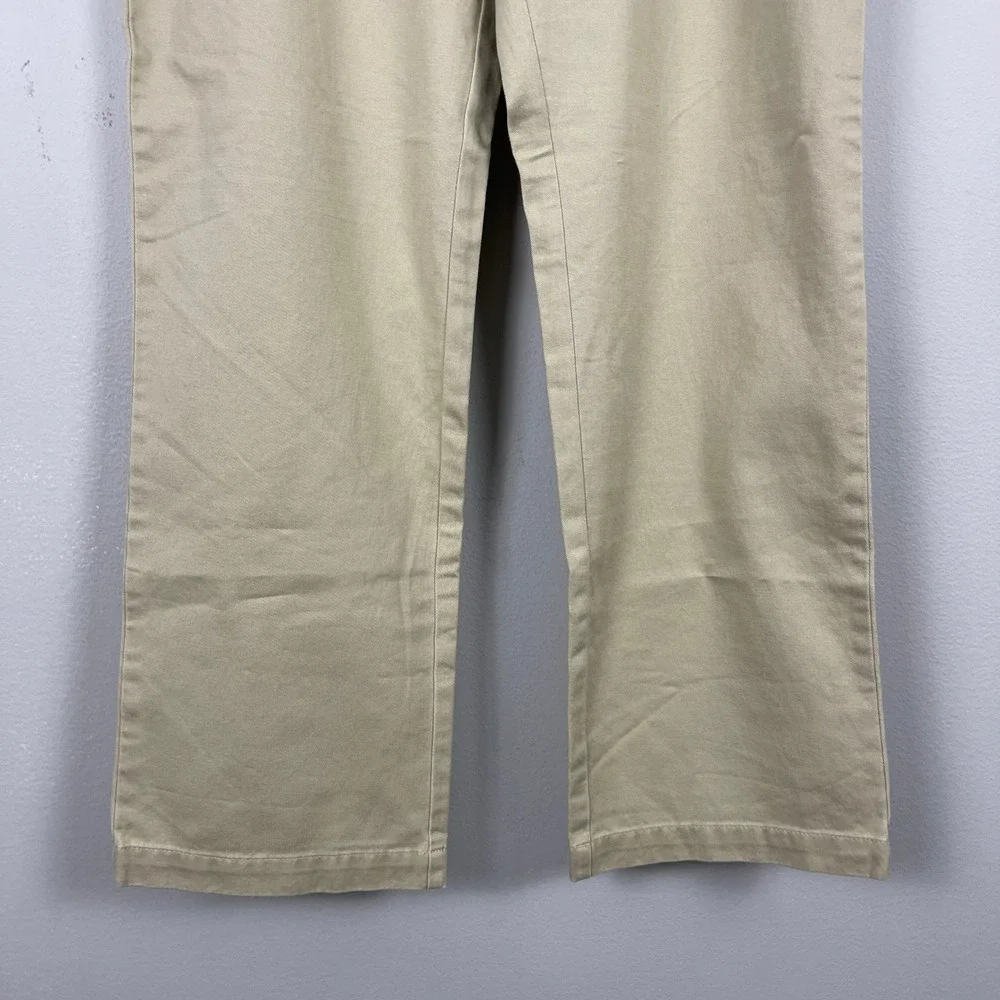 Vineyard Vines classic khaki