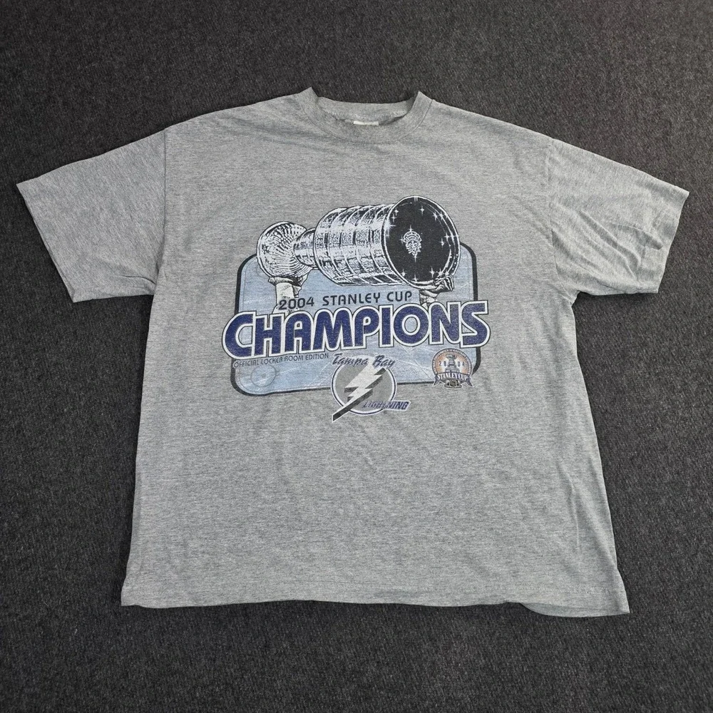 VTG Lee Sports Tampa Bay Lightning 2004 Stanley Cup Champions‎ Shirt Large