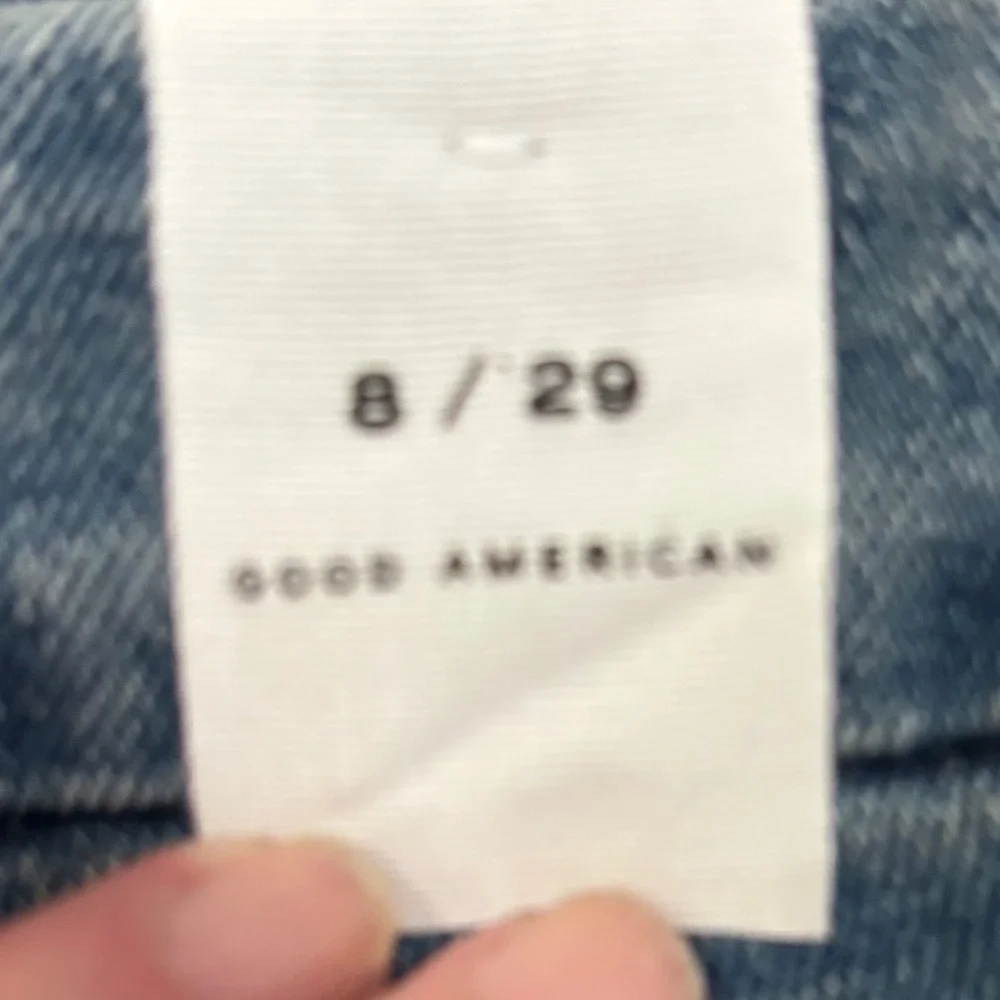Good American Skinny Crop Distressed Denim Jeans Gap-Proof Waist Size‎ 8/29 NWT