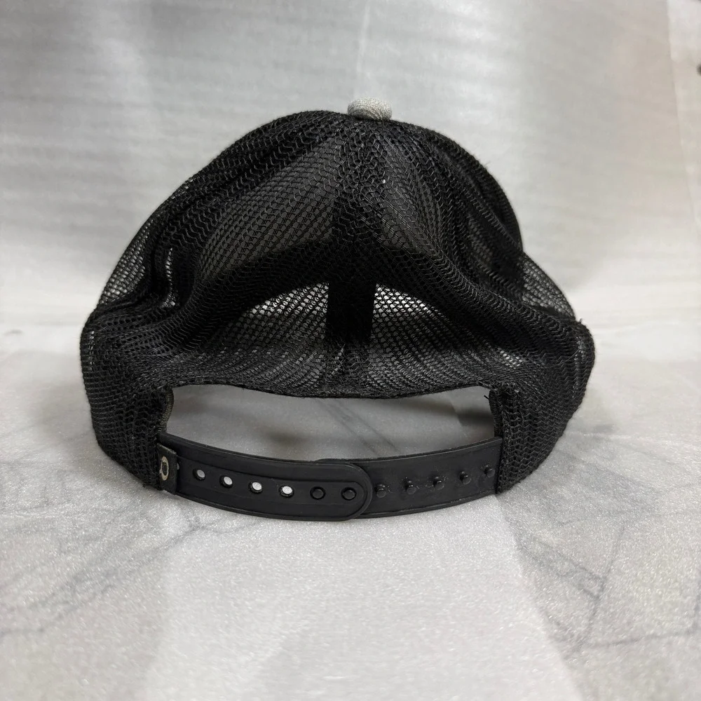 Oakley classic mid