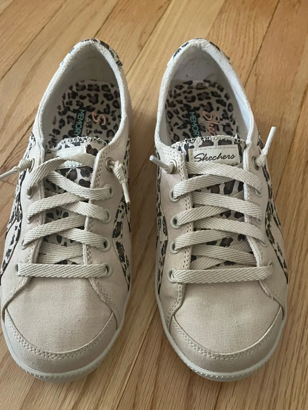 Skechers Women's Madison Ave Her Instinct Cheetah Print Shoes Sneakers Size 7.5