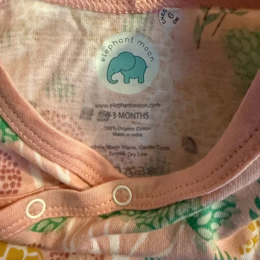 NWT Elephant Moon‎ giraffe safari sleeper and bodysuit pink