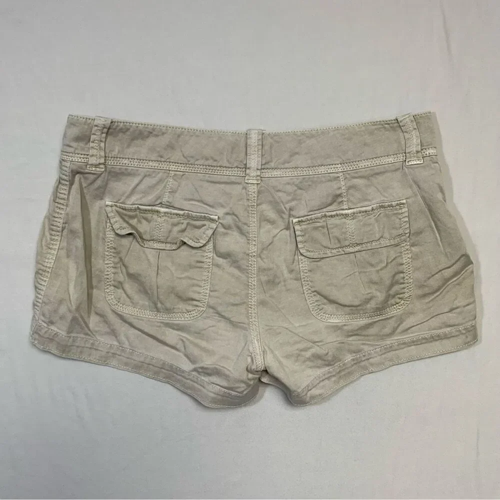 Khaki Tan Shorts Womens 4 Old Navy Cargo Tan Summer Shortie Preppy Beach Classic