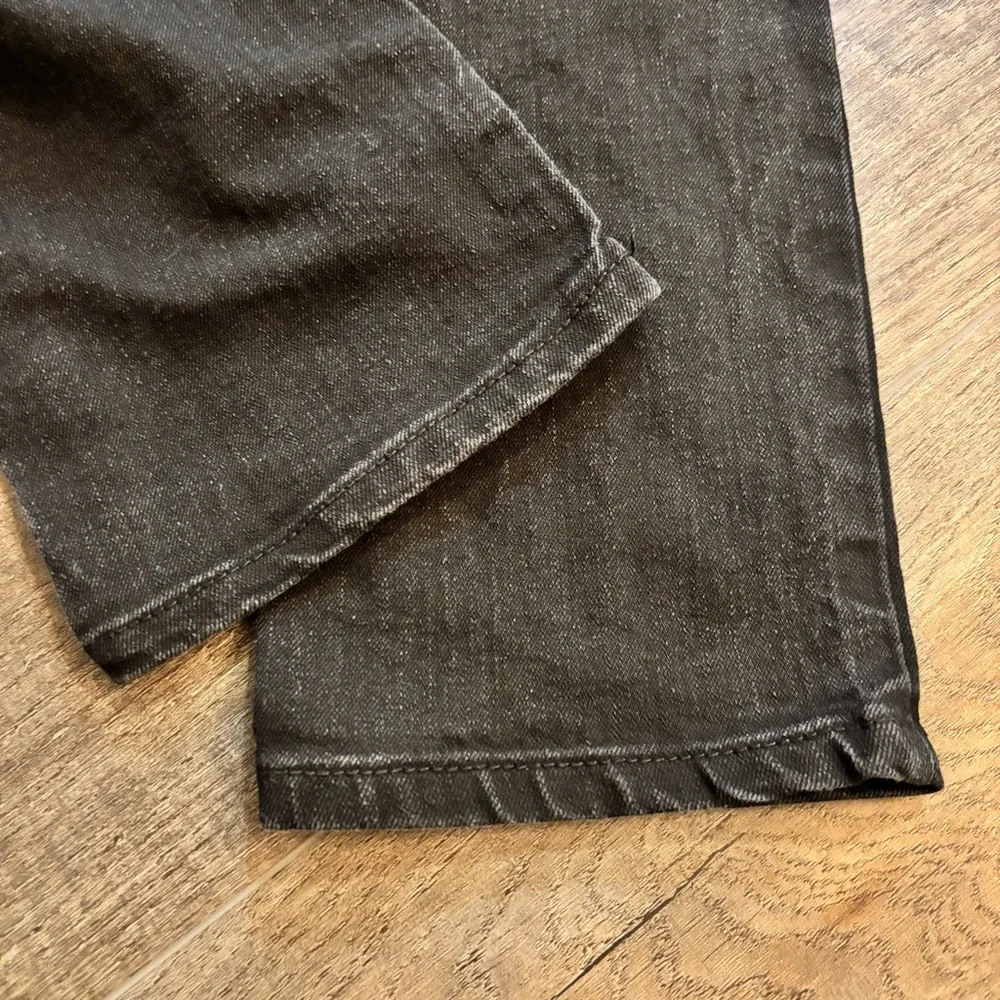 Levis stylish black