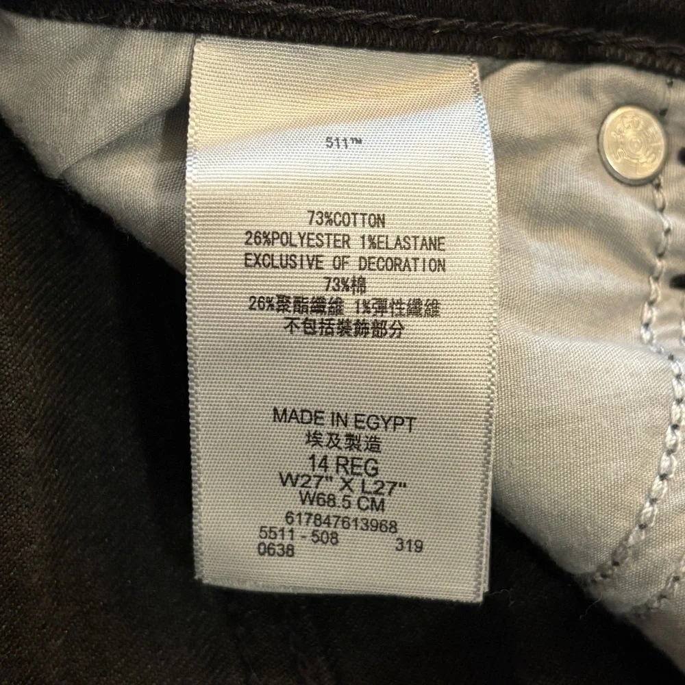Levis stylish black