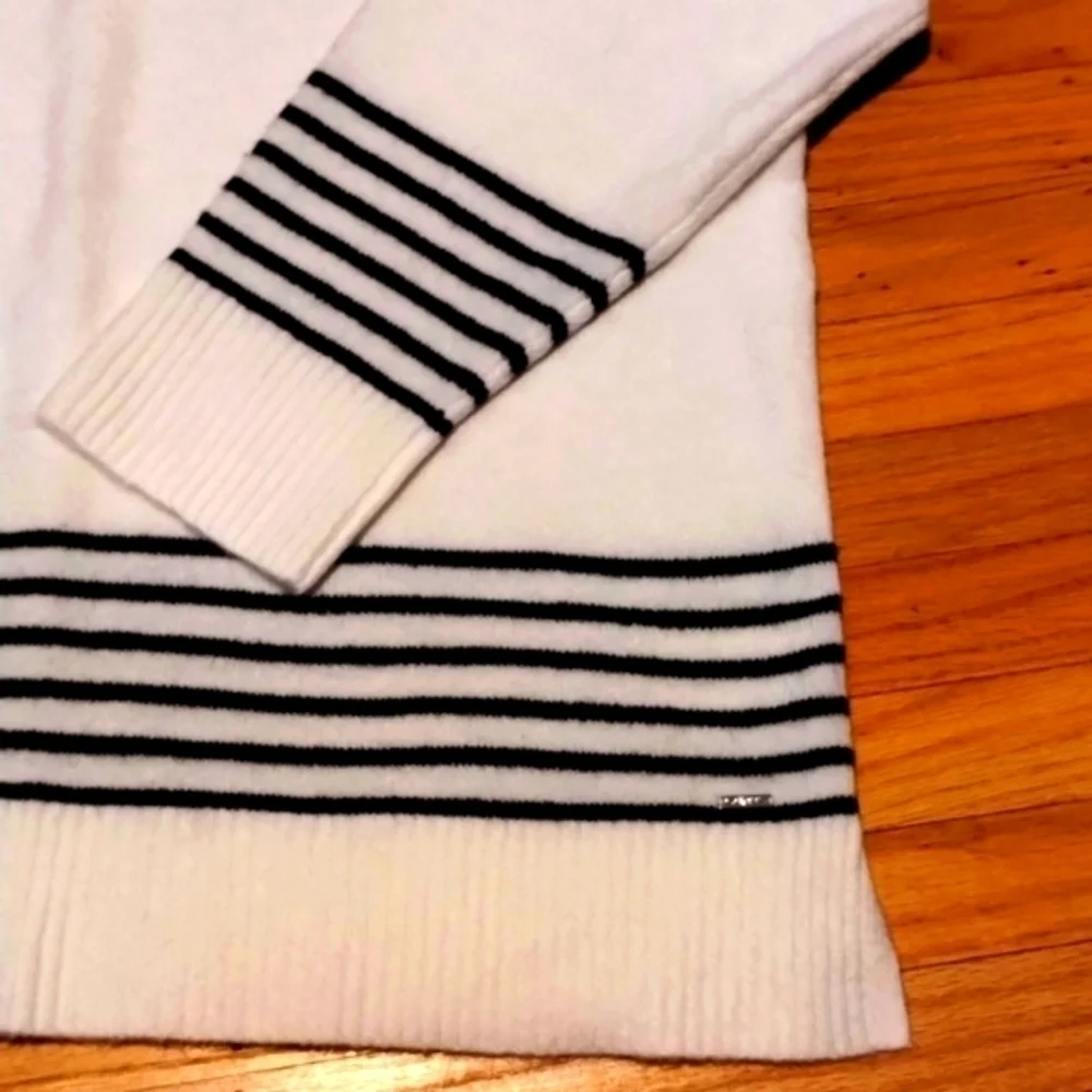 Dkny nwot boatneck