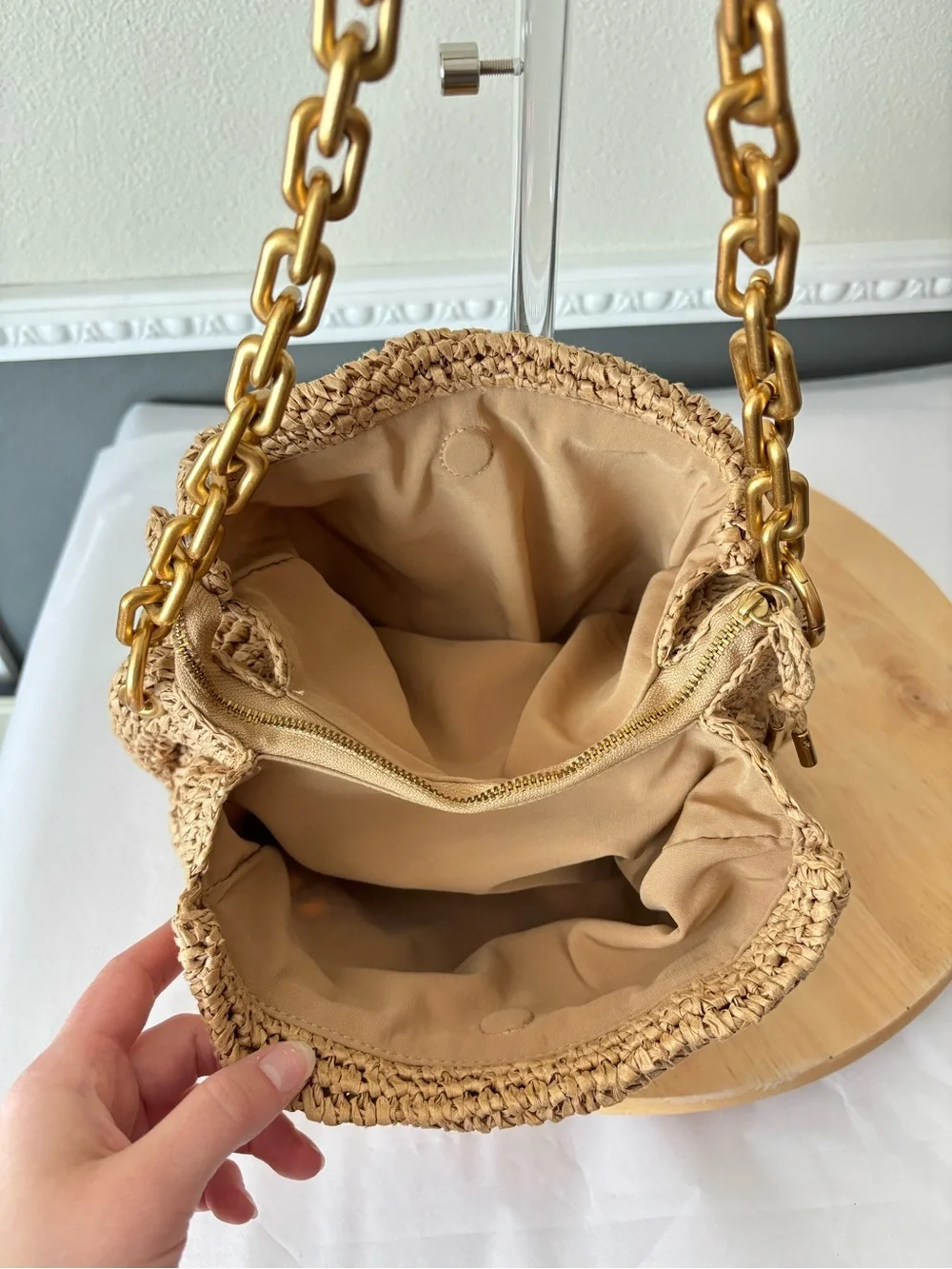 Zara this shoulder