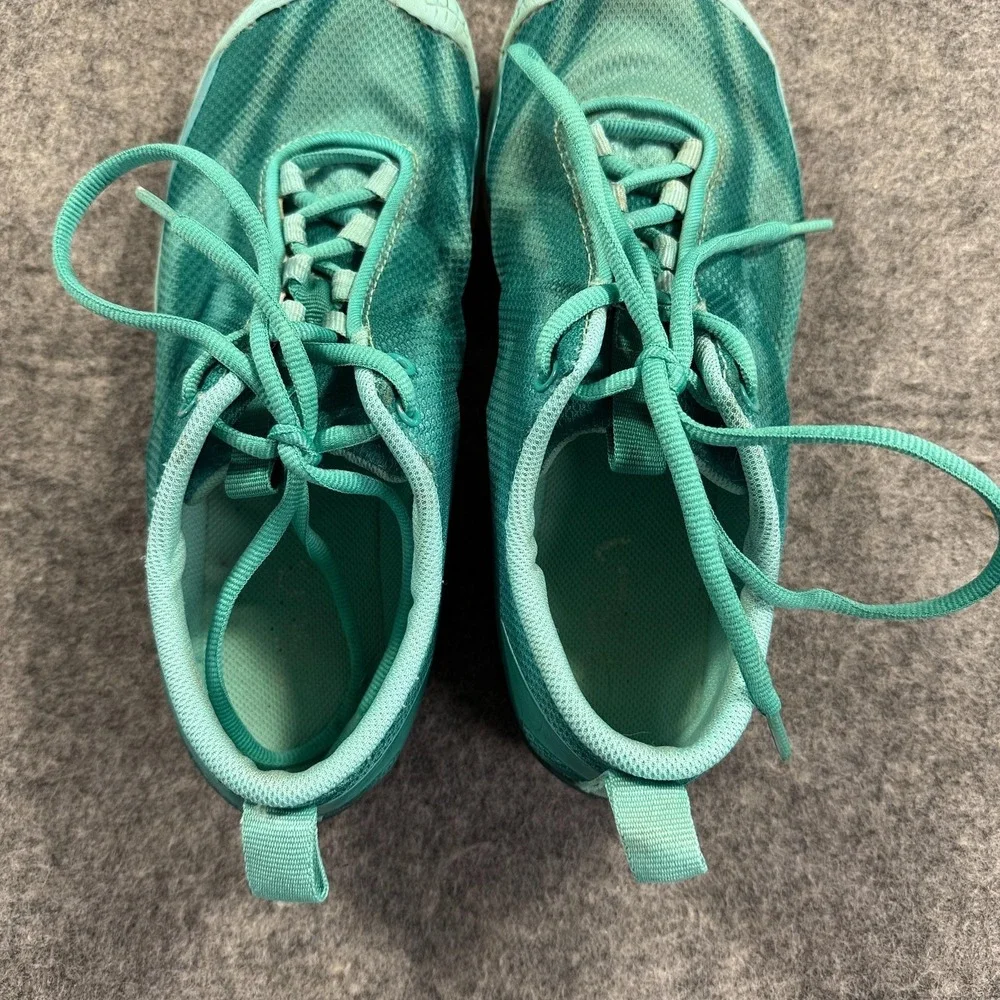 Tsla baretrek shoes