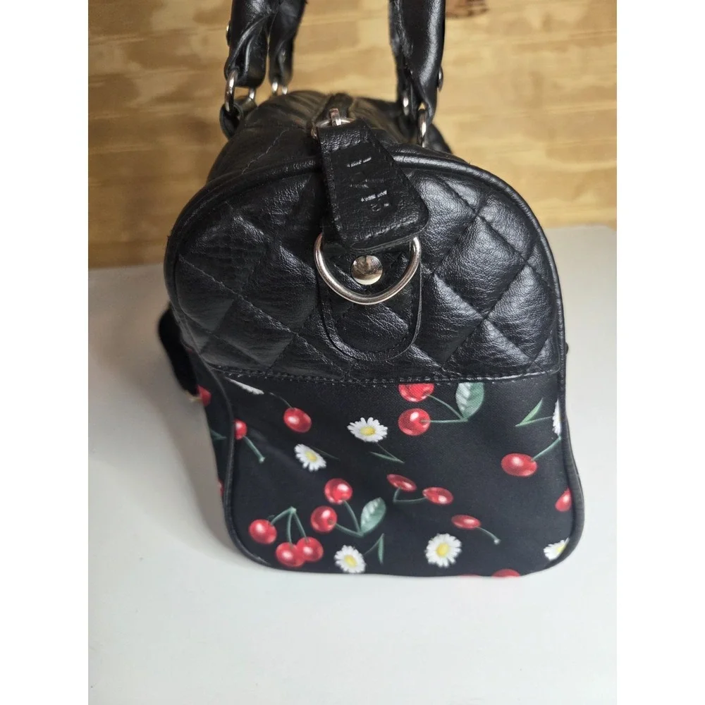 Liquorbrand daisy cherry