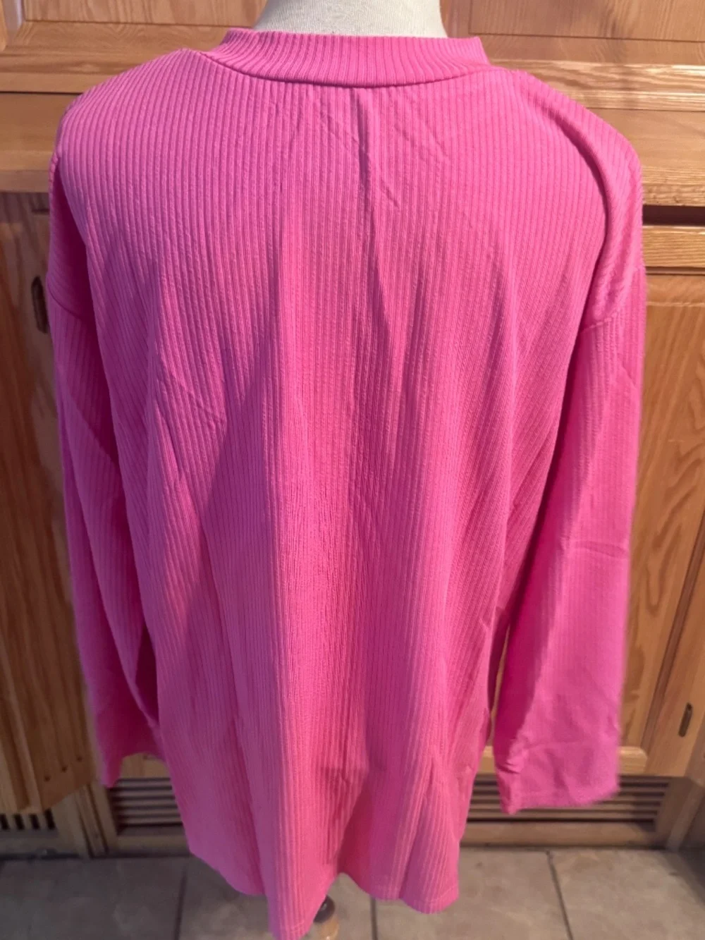 Source Unknown women pink