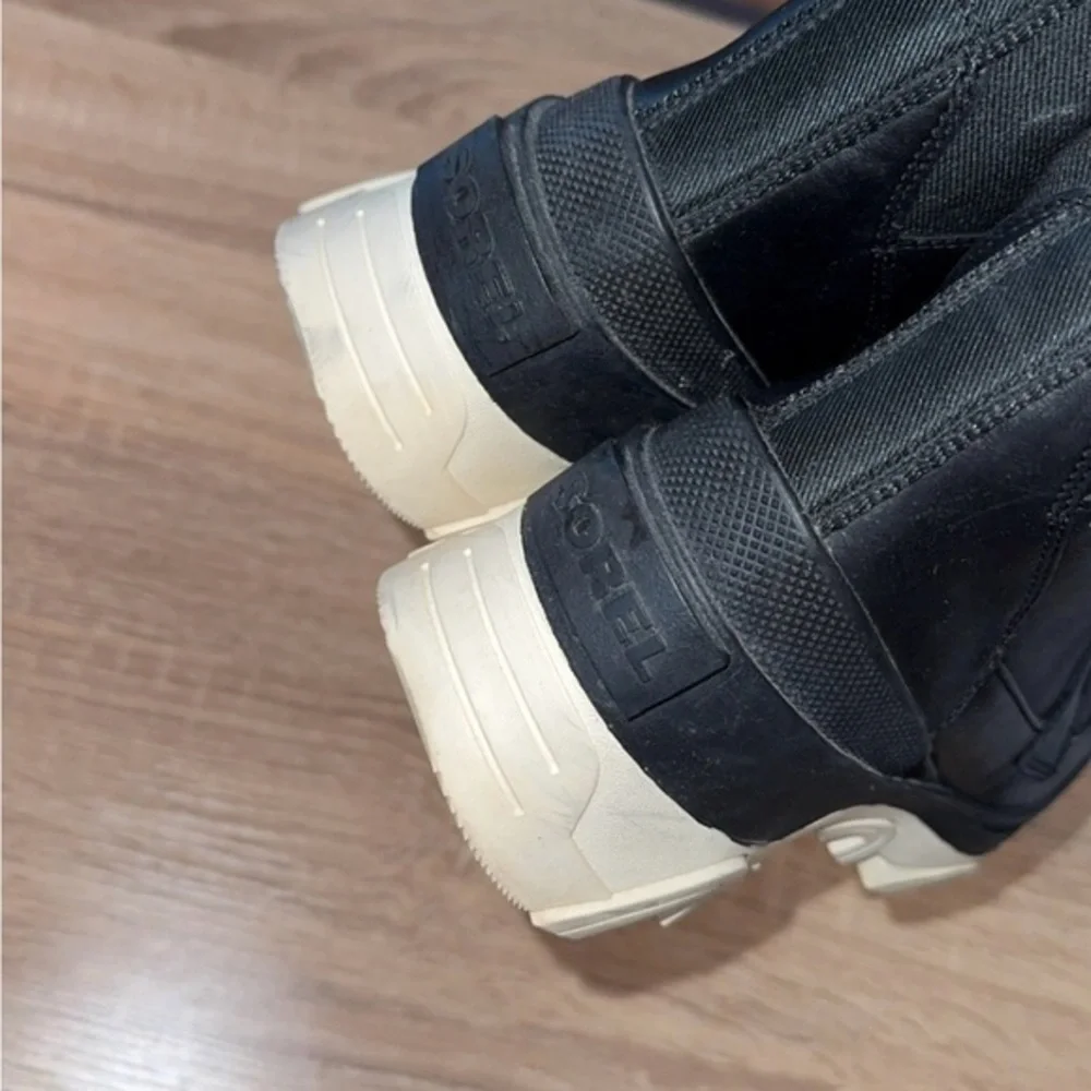 Sorel sleek warm