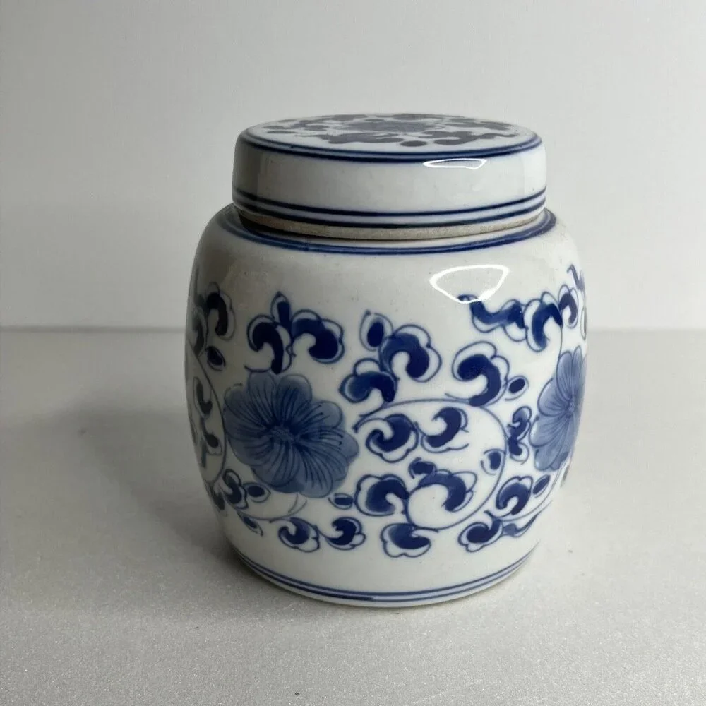 Chinese Blue&White Flower Arabesque Muffle‎ painting TEA CADDY
