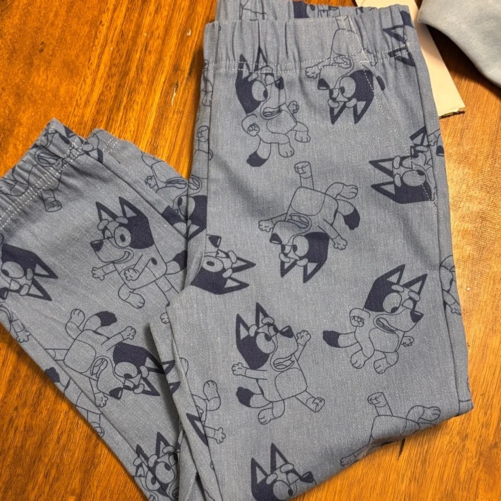 Bluey Kids Size 7 Matching Set - NWT -‎ Stretch Denim joggers & sweatshirt