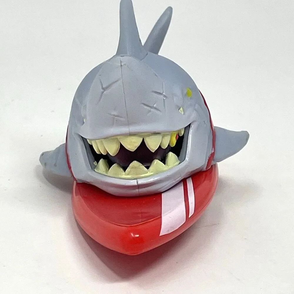 MGA Entertainment shreddin sharks