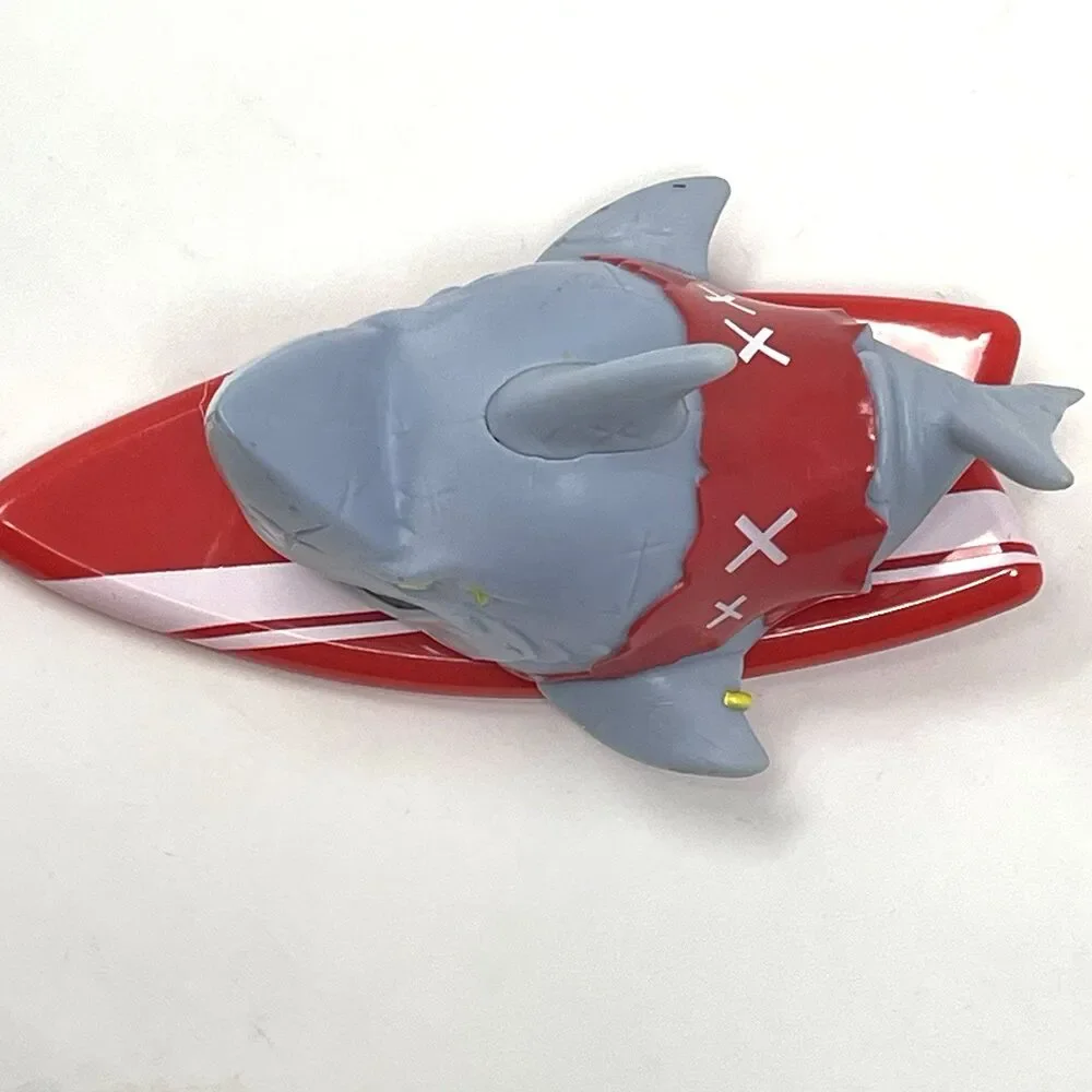 MGA Entertainment shreddin sharks