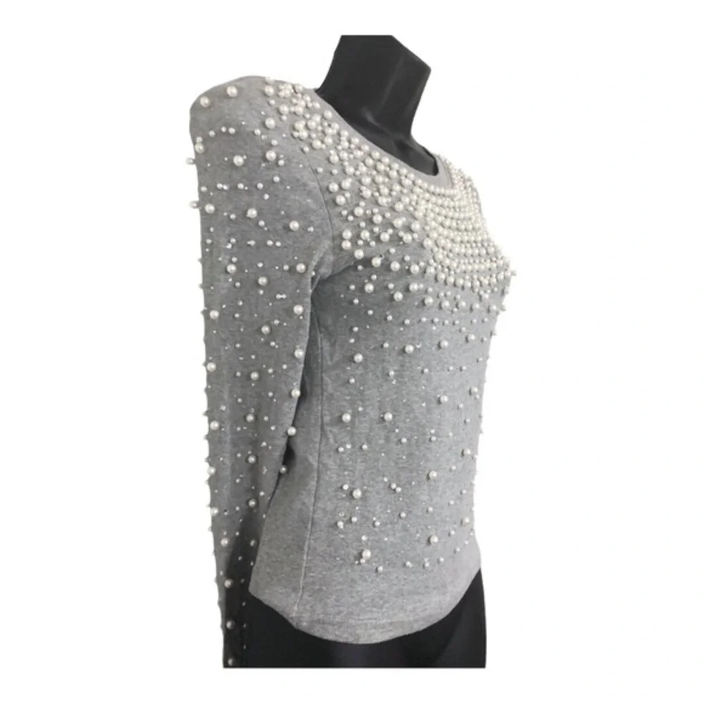 boutique stunning top sleeves