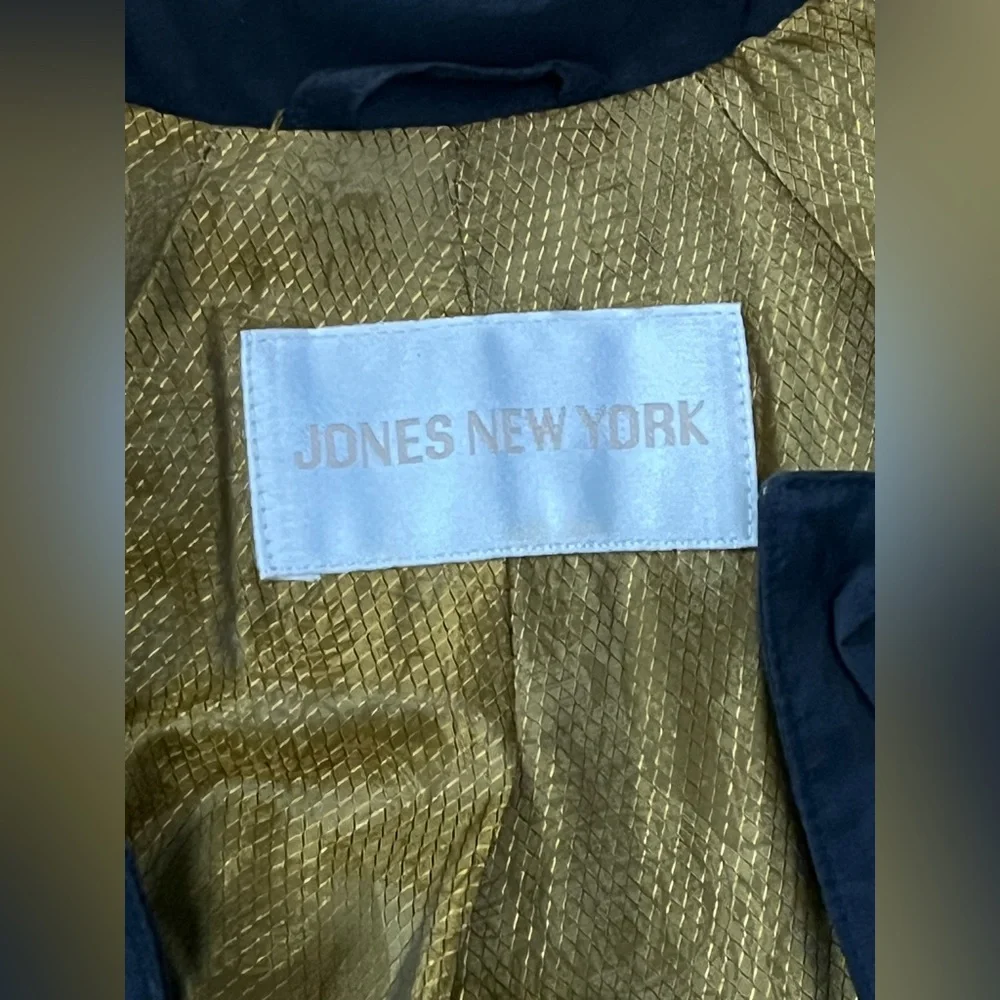 Jones New York size estimated