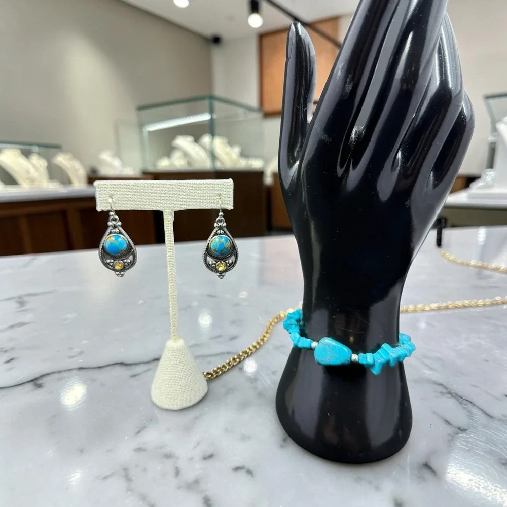 Vintage Southwestern Turquoise Drop Earrings‎ & Stretch Bracelet  Boho Festival