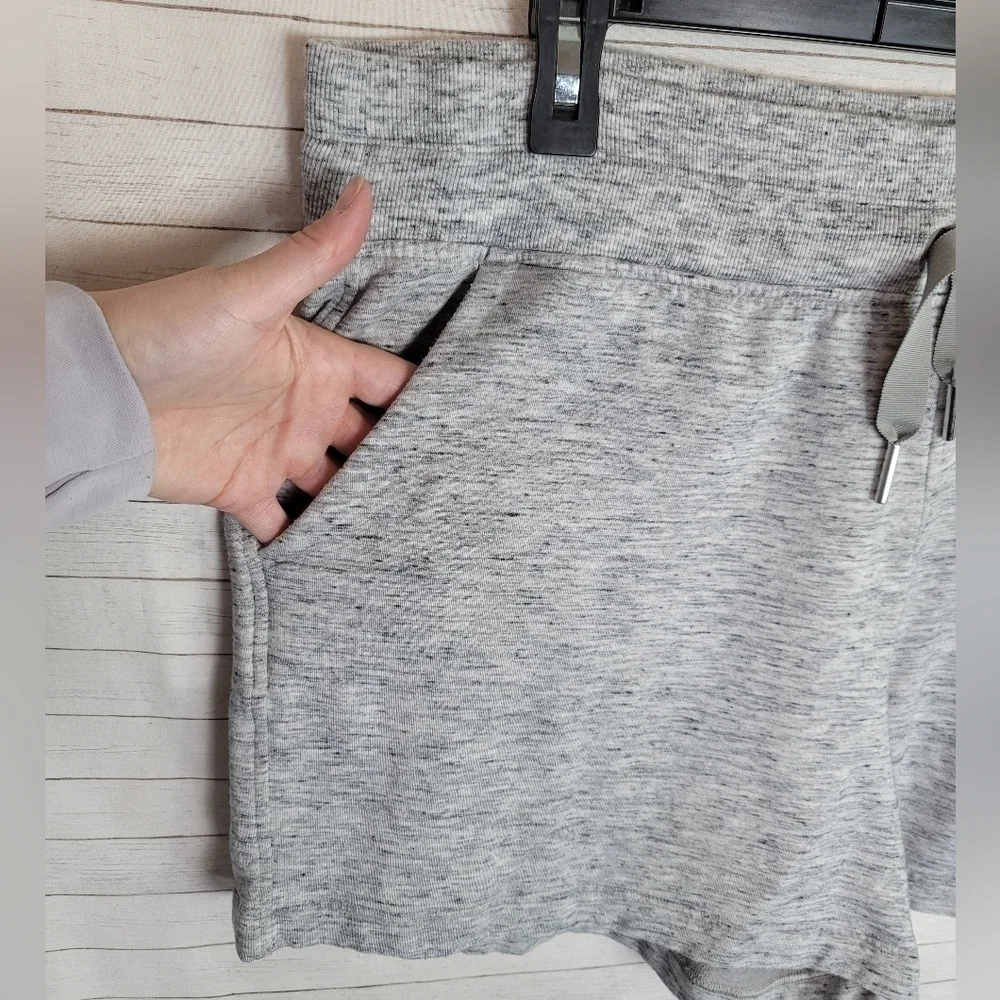 Athleta gently pre